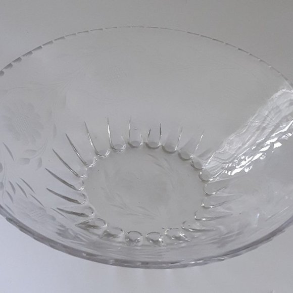 VTG W.J. Hughes Cornflower Bowl 9.5" New Martinsville 'Radiance' Pattern 9.5" - Picture 8 of 9